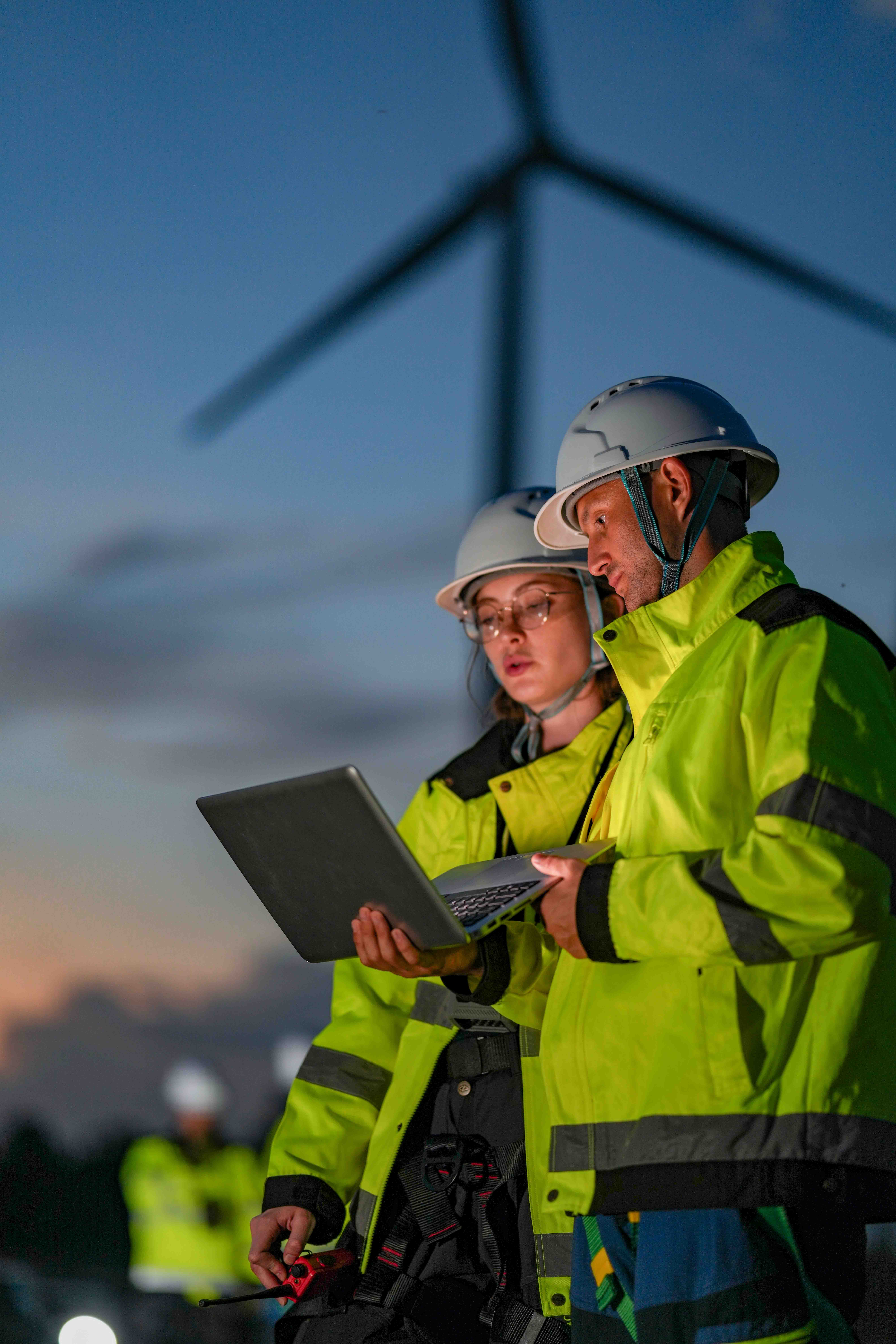 Engenheiros JAFplus em campo — apoio técnico próximo